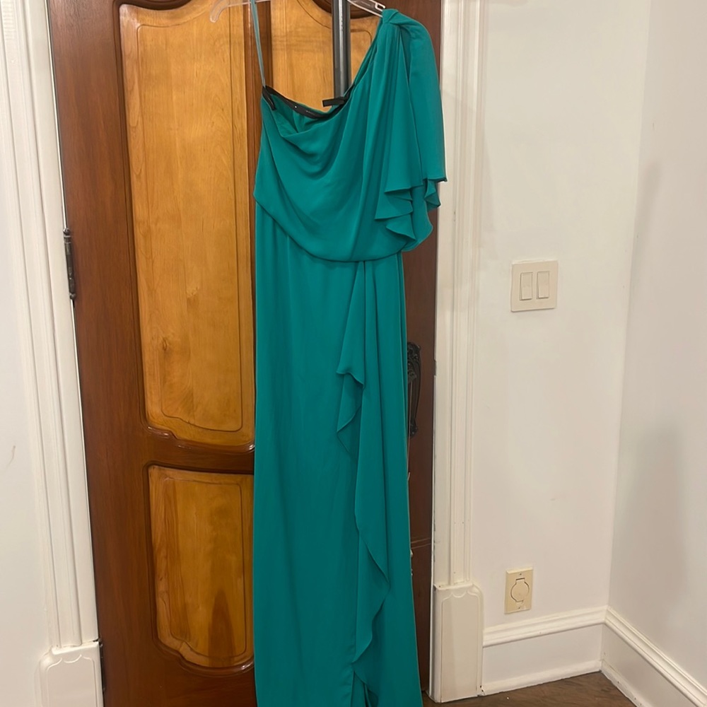 BCBG KENDAL FOREST GREEN CHIFFON ONE SHOULDER DRESS